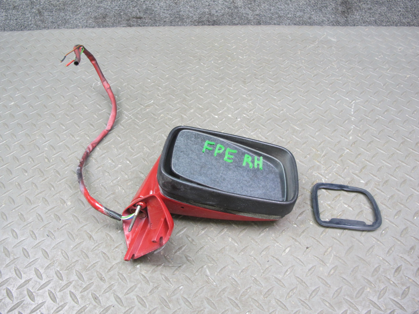 1984-1995 Porsche 928 S Front Right Side View Exterior Door Mirror RED W/ Seal
