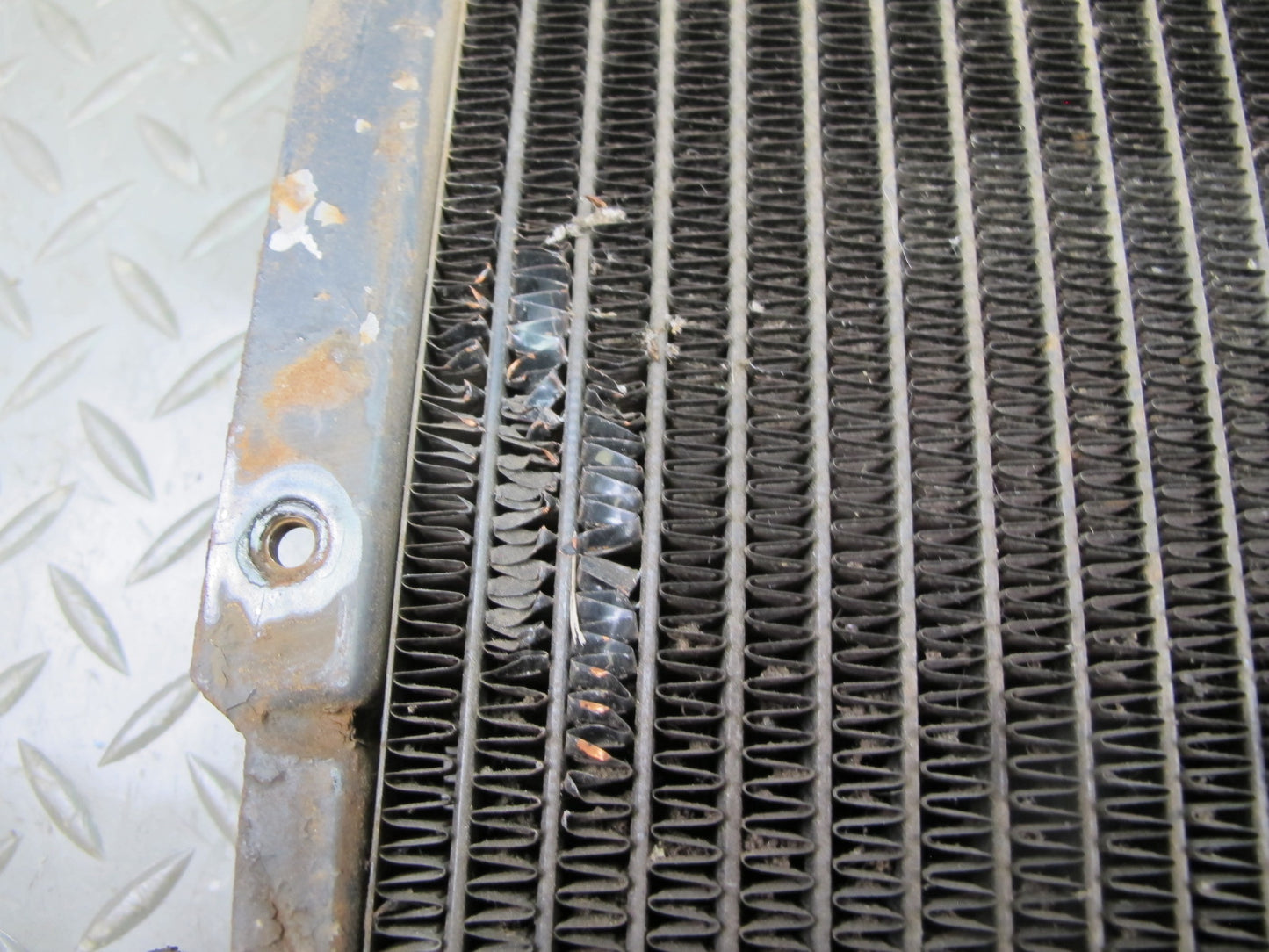 84-89 Nissan Z31 300ZX M/T Turbo Engine Cooling Radiator OEM