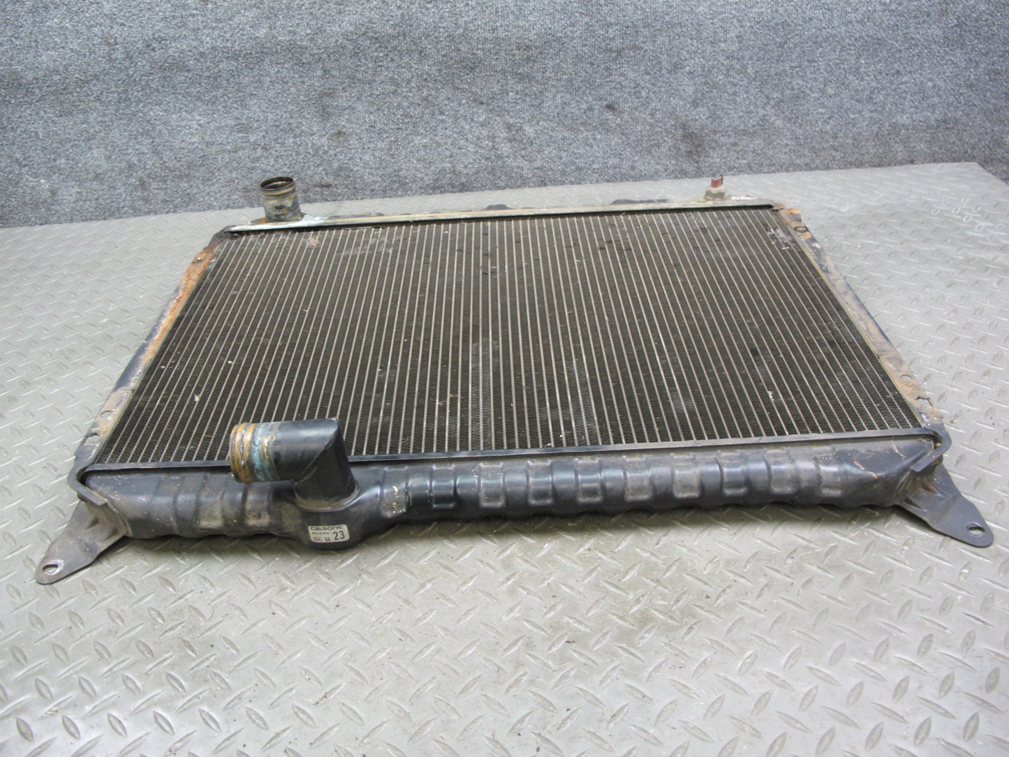 84-89 Nissan Z31 300ZX M/T Turbo Engine Cooling Radiator OEM
