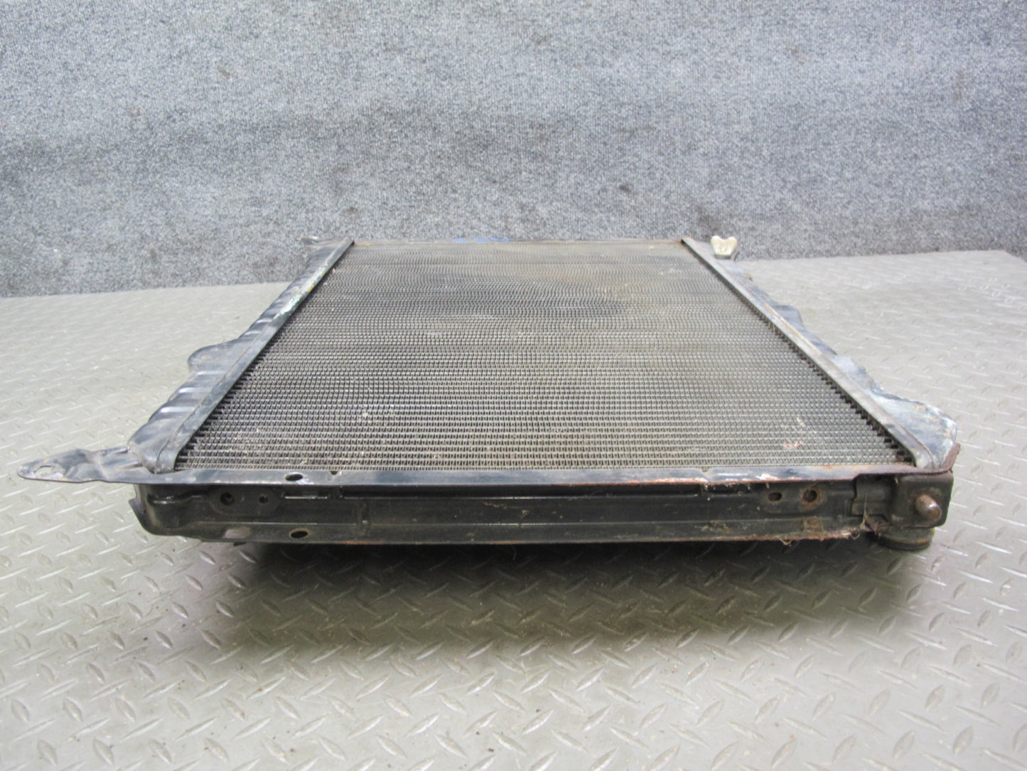 84-89 Nissan Z31 300ZX M/T Turbo Engine Cooling Radiator OEM