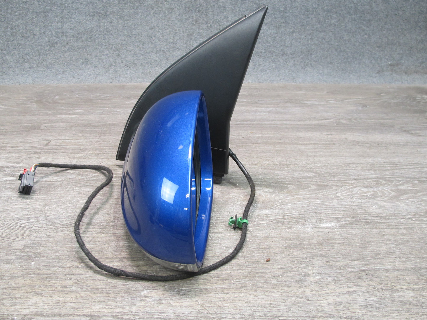 06-09 VW Rabbit GTI R32 Left Driver Door Side View Power Heated Mirror Blue OEM