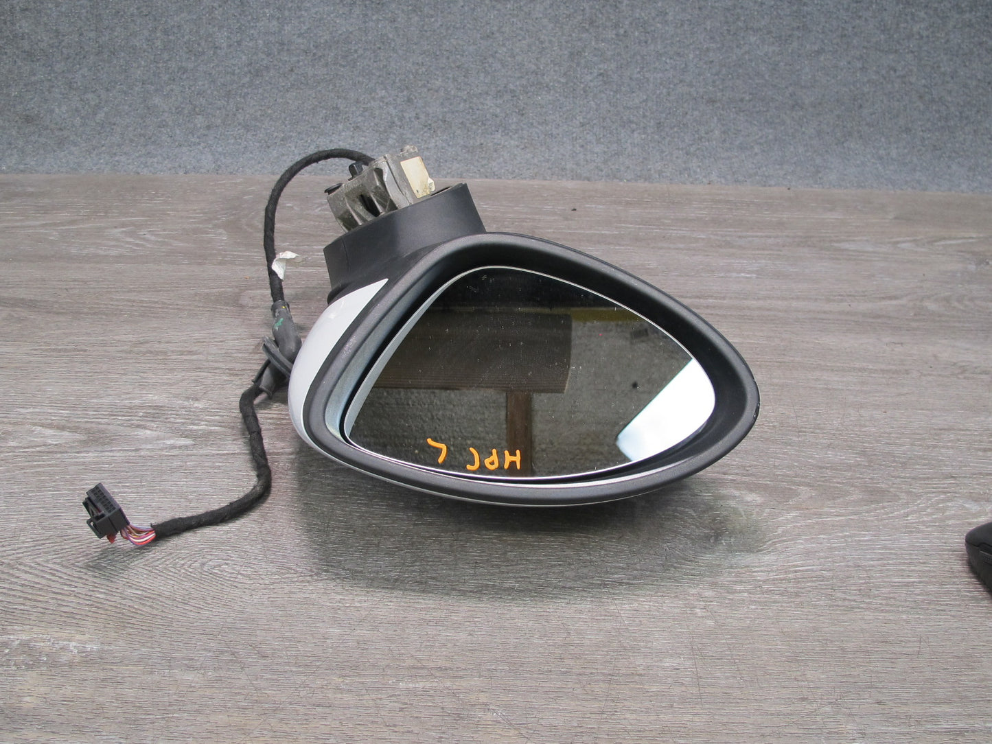 2011-2014 Porsche Cayenne 958 Front Left Door Side View Heated Power Mirror