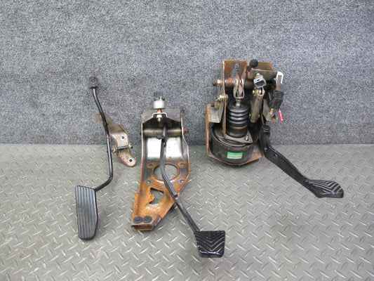 91-93 Mitsubishi 3000GT M/T Gas Acceleration Brake Clutch Pedal Set OEM