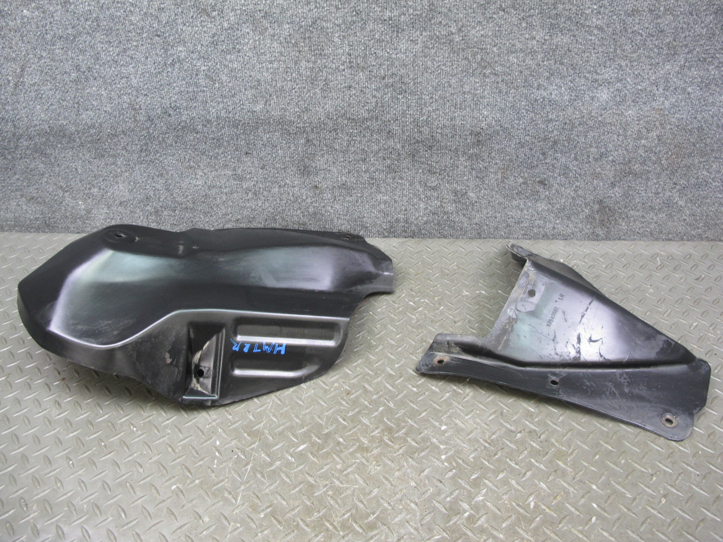 91-99 Mitsubishi 3000GT Set of 2 Rear Fender Liner Splash Shield Guard OEM