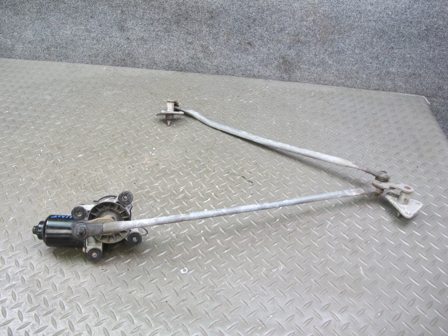 91-99 Mitsubishi 3000GT Windshield Wiper Transmission Linkage w Motor OEM