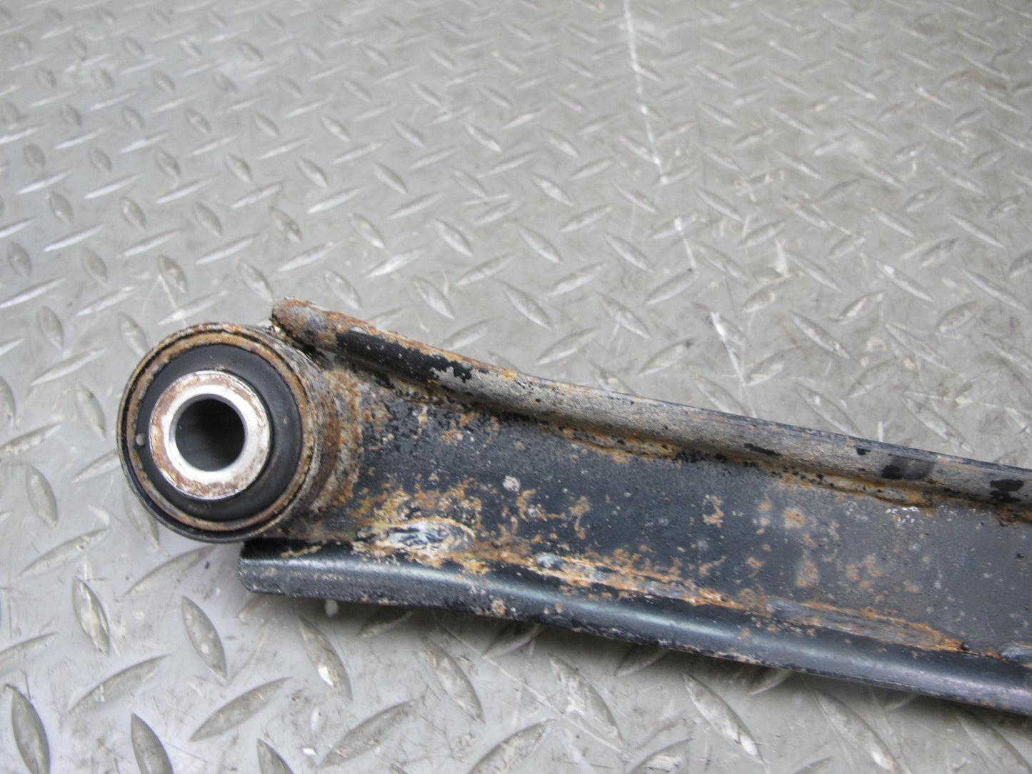91-99 Mitsubishi 3000GT Rear Right Suspension Control Arm OEM