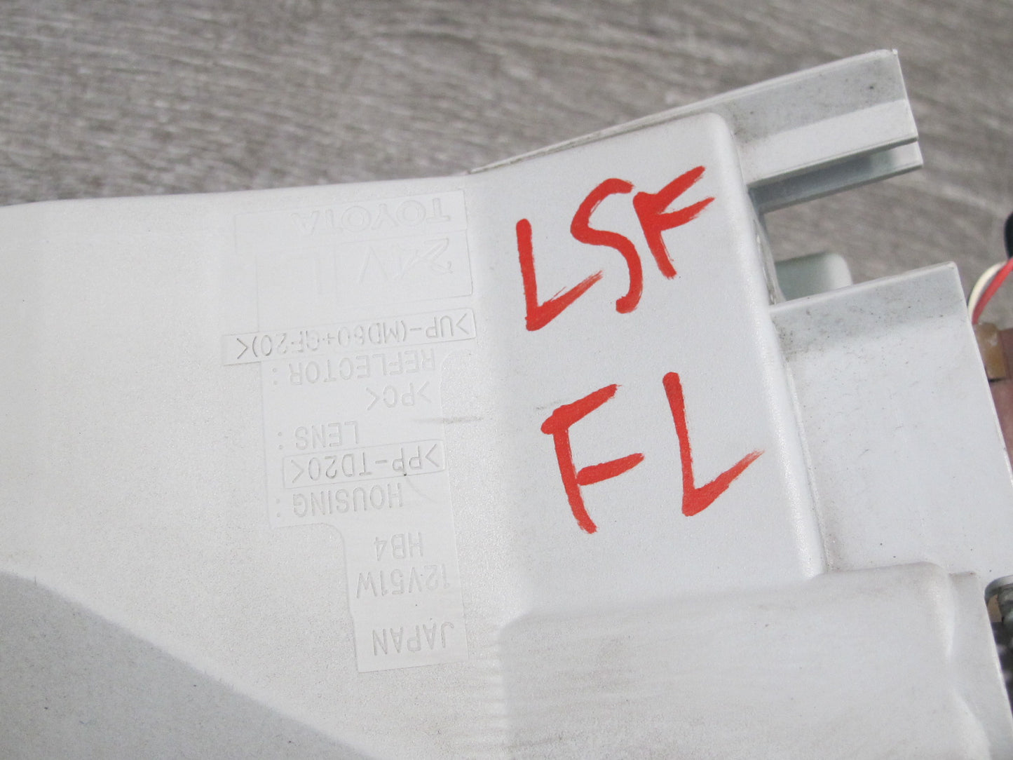 07-09 Lexus UVF46 LS600h LS460 Set of 2 Front Left & Right Fog Light Lamp OEM