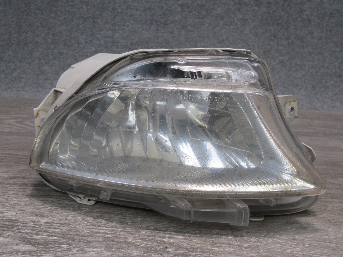 07-09 Lexus UVF46 LS600h LS460 Set of 2 Front Left & Right Fog Light Lamp OEM