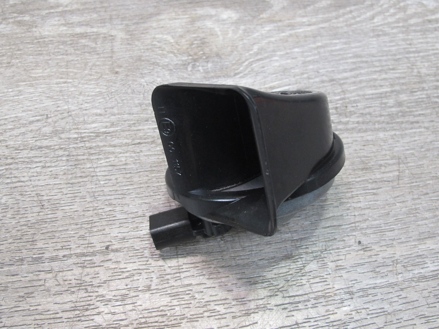 11-14 BMW E70 E71 X5 X6 Set of 2 High & Low Tone Note Pitch Horn Signal OEM