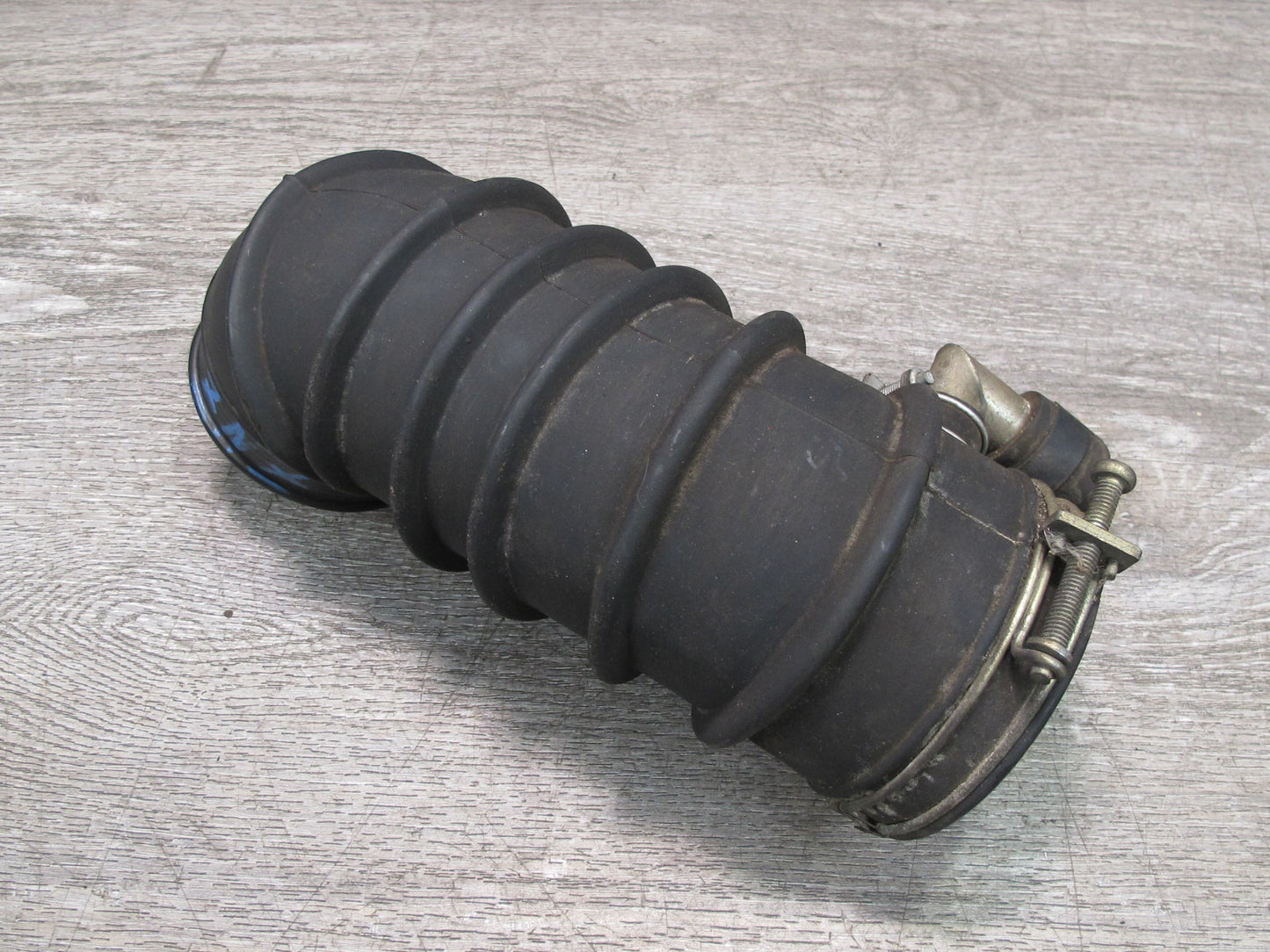 85-89 Nissan Z31 300ZX Air Intake Tube Hose Duct Pipe OEM