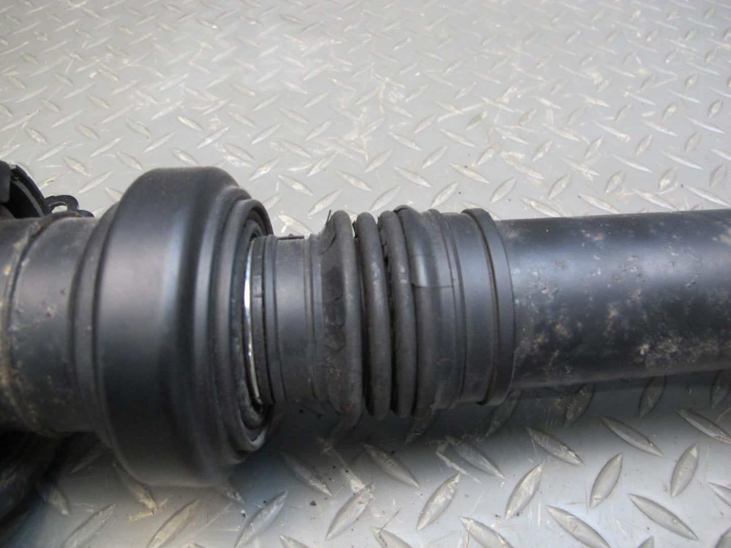 2011-2018 Porsche Cayenne 958 AWD 4.8T Rear Drive Shaft Driveshaft 7P0521101J