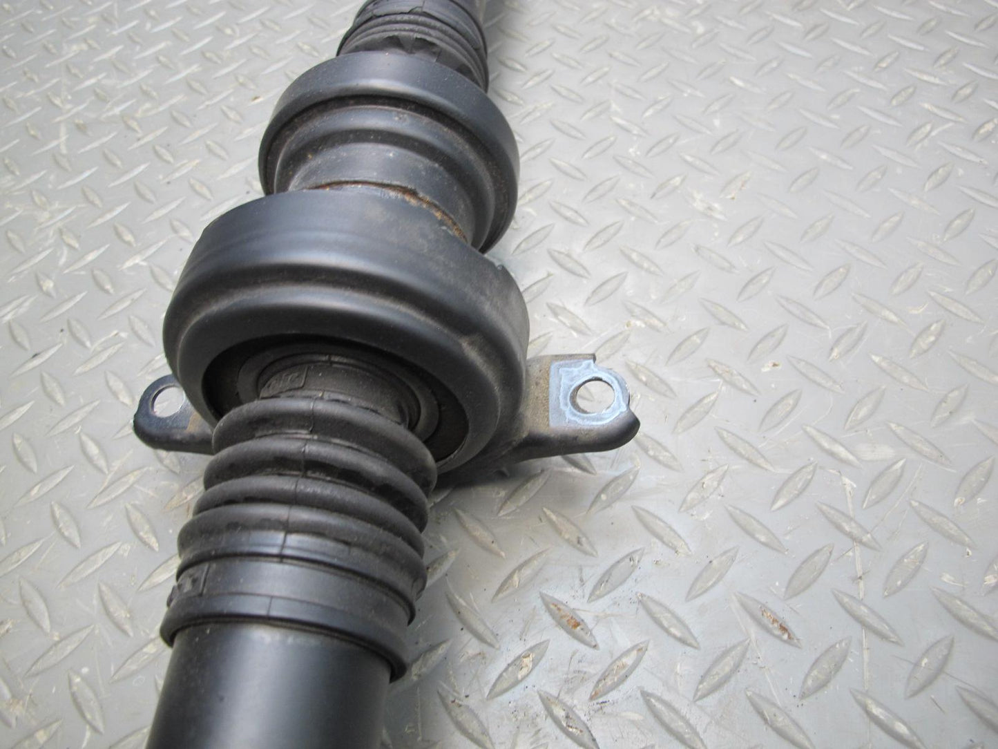 2011-2018 Porsche Cayenne 958 AWD 4.8T Rear Drive Shaft Driveshaft 7P0521101J