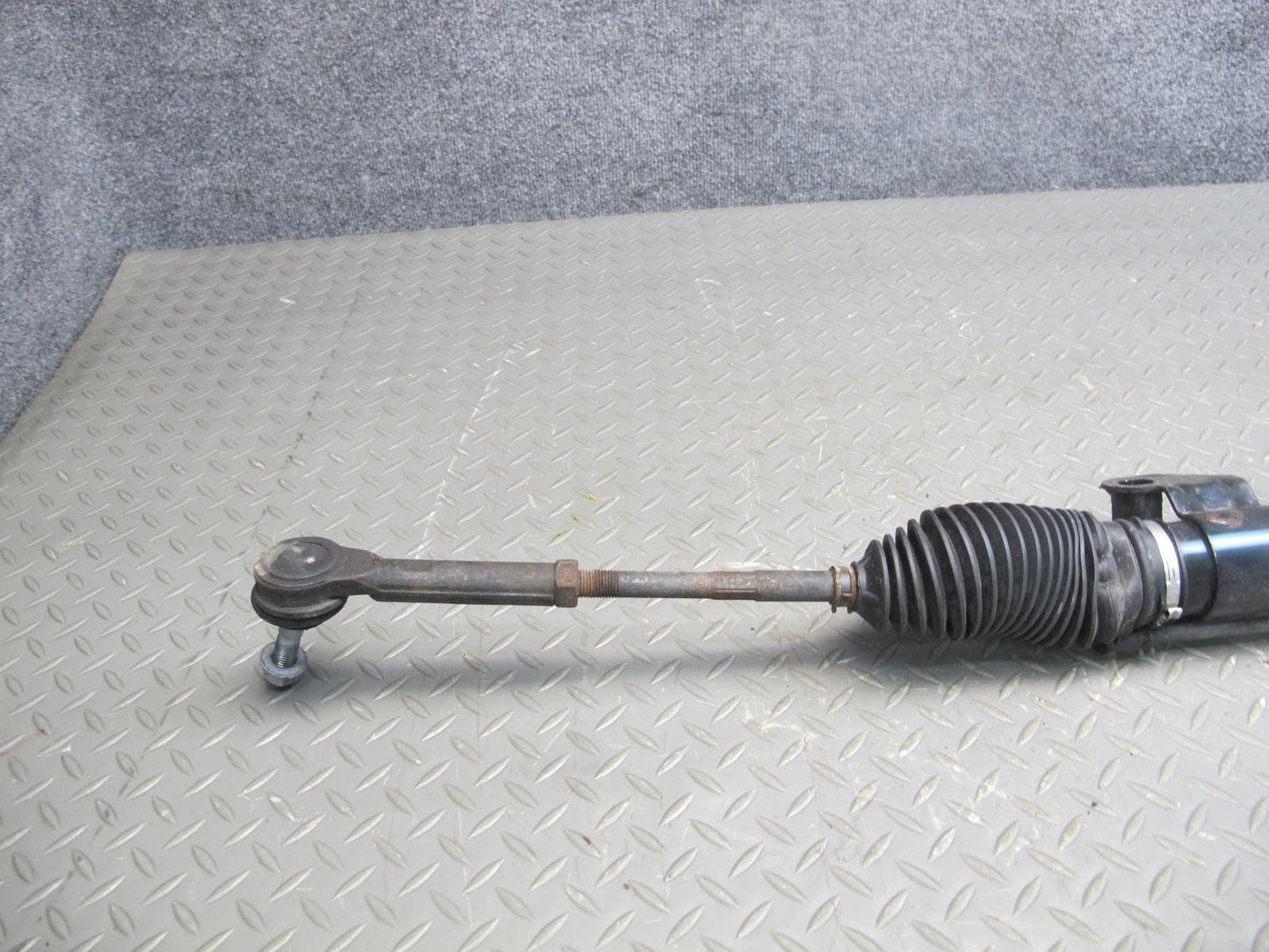 06-09 Pontiac Solstice Saturn SKY Power Steering Rack & Pinion 15923219 OEM