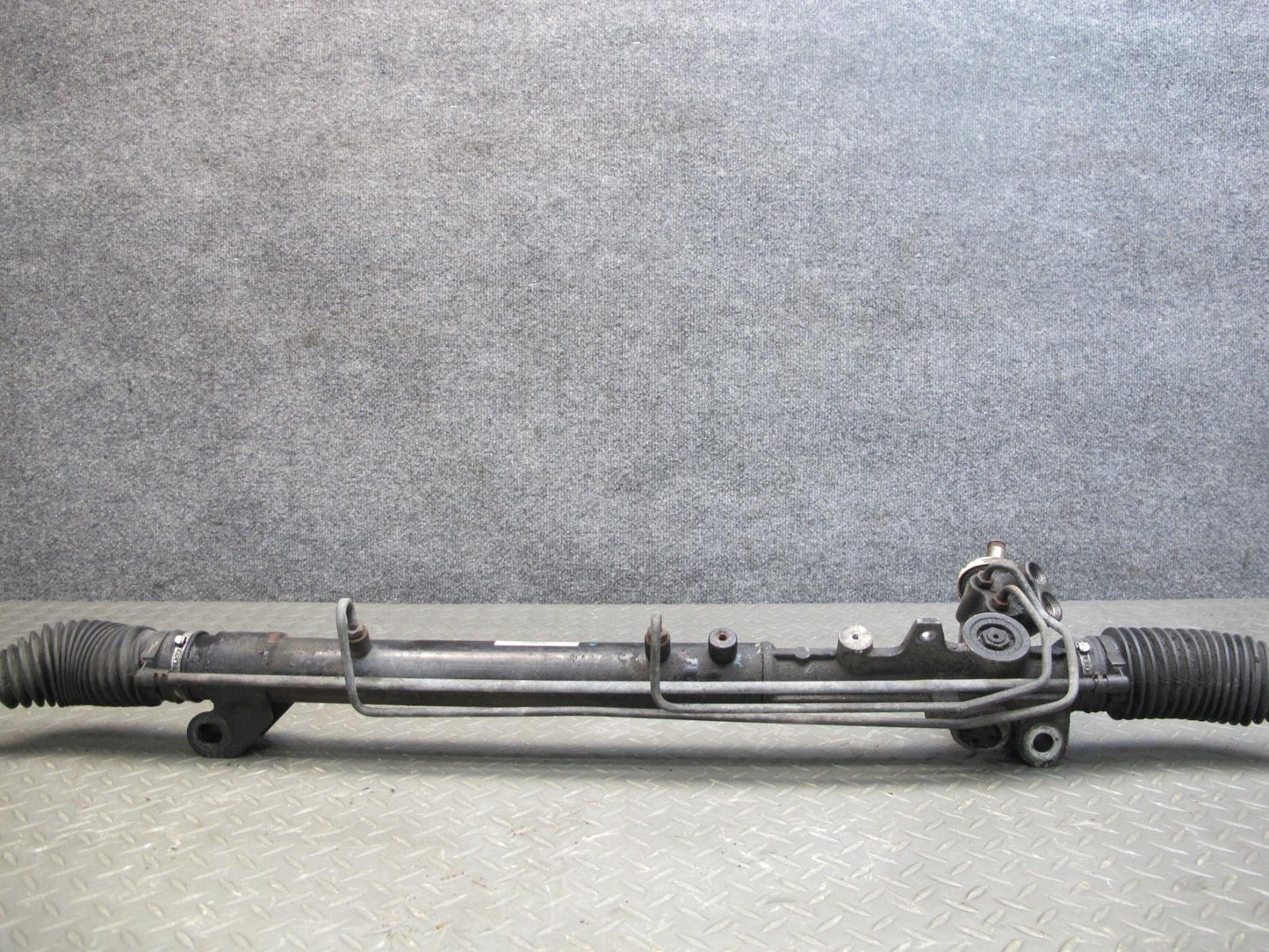 06-09 Pontiac Solstice Saturn SKY Power Steering Rack & Pinion 15923219 OEM