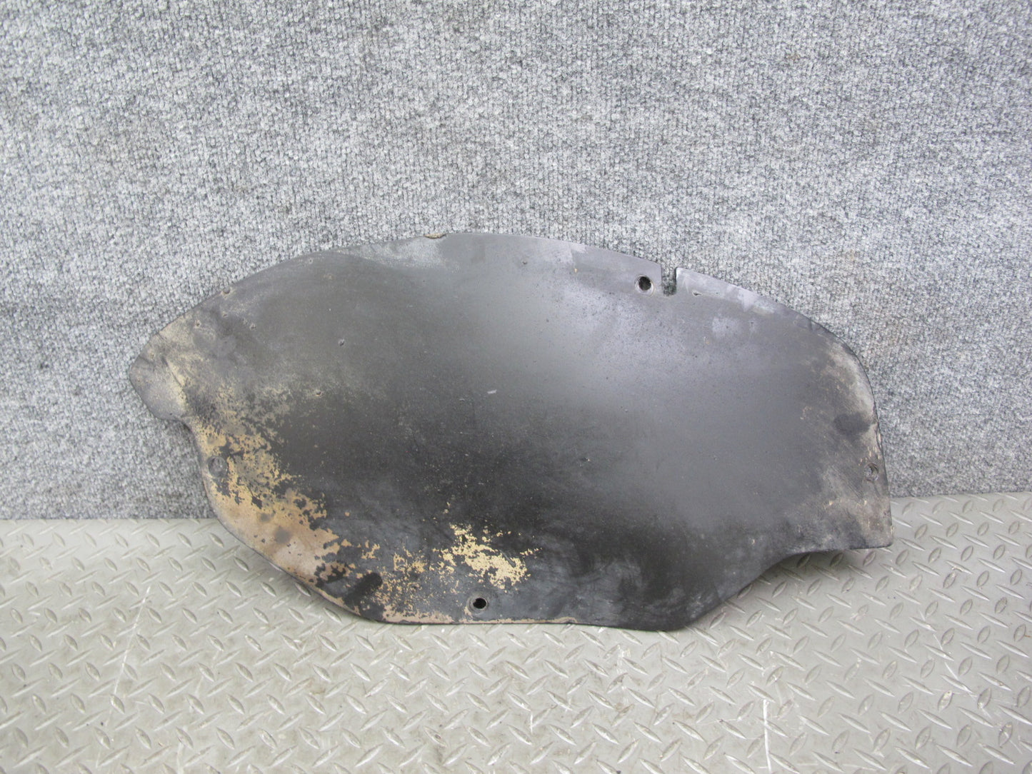 1984-1989 Porsche 928 S Rear Left & Right Side Wheel Cover Splash Guard Set