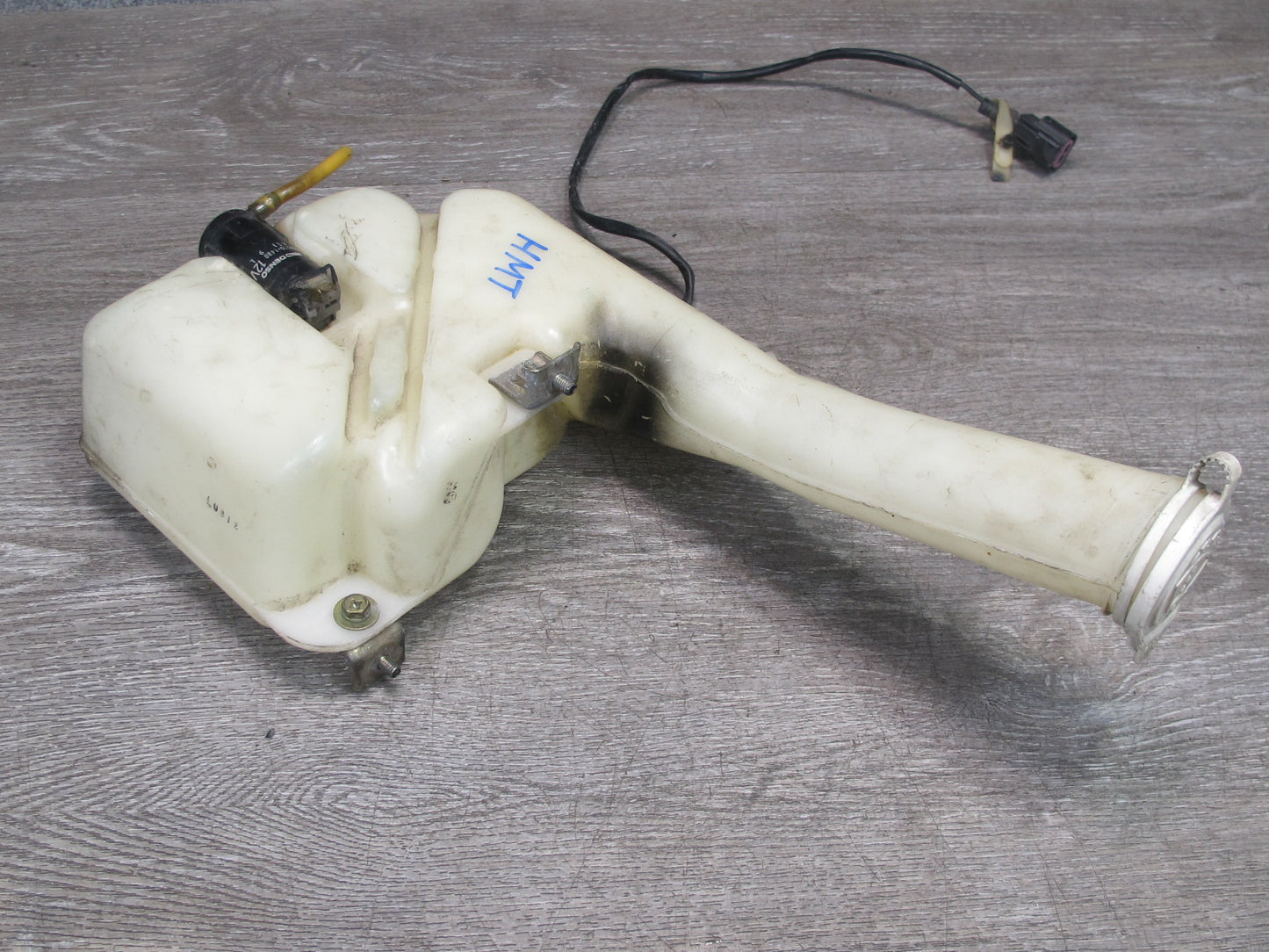 91-99 Mitsubishi 3000GT Front Windshield Washer Fluid Reservoir w Pump OEM