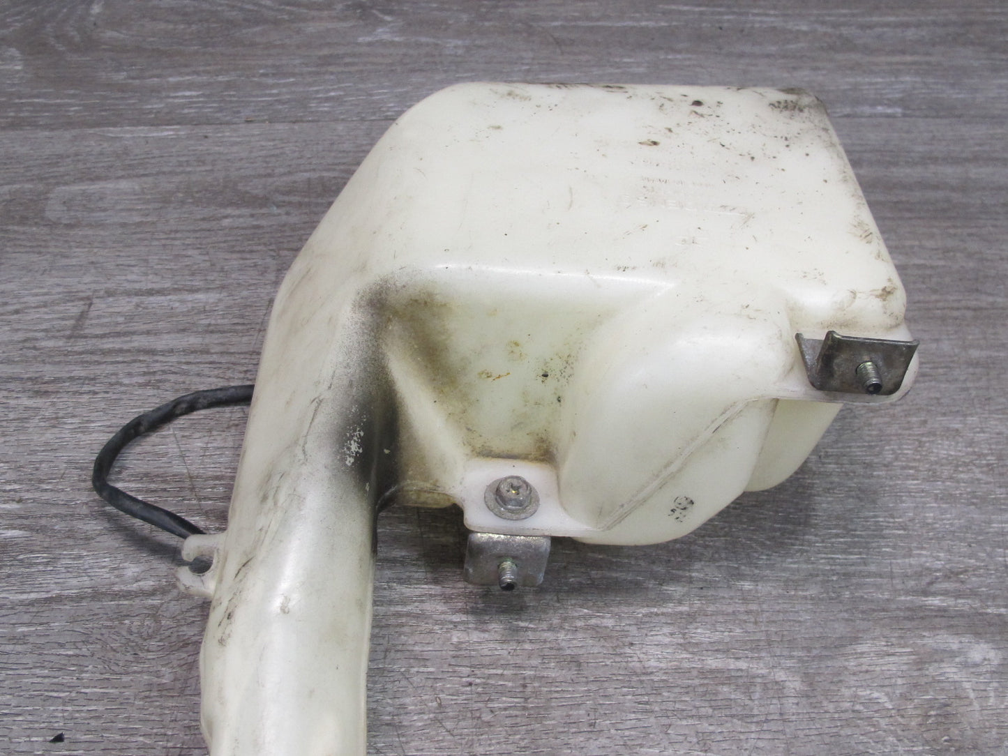 91-99 Mitsubishi 3000GT Front Windshield Washer Fluid Reservoir w Pump OEM