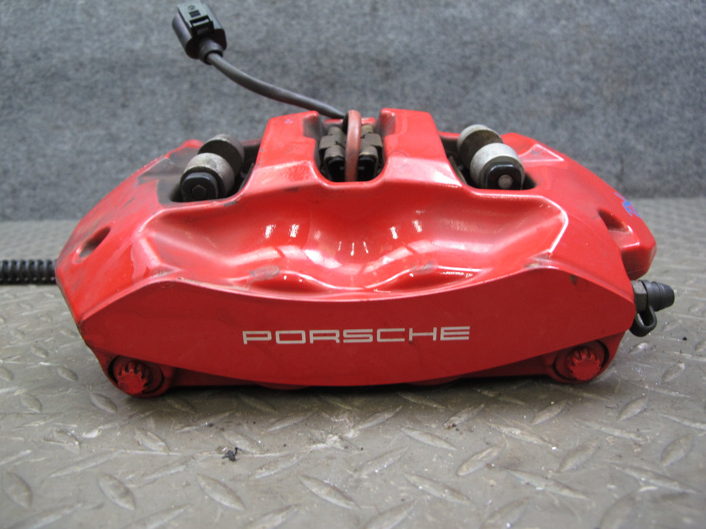 2011-2018 Porsche Cayenne 958 4.8L Turbo Brembo Rear Brake Caliper Set of 2