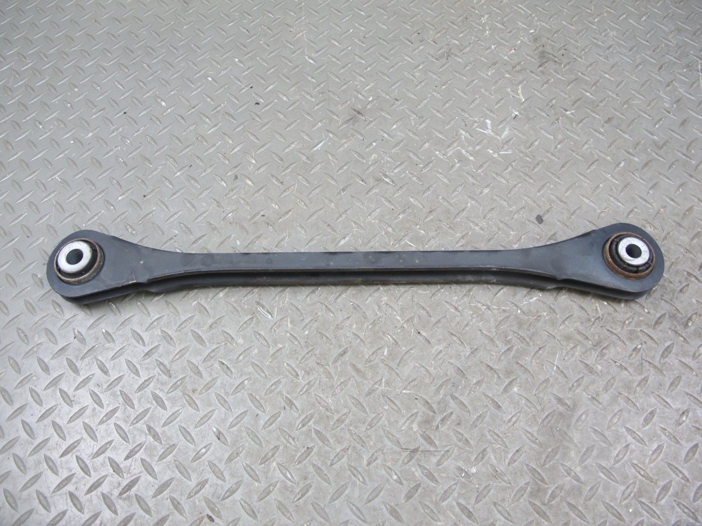 2011-2018 Porsche Cayenne 958 Rear Right Suspension Control Arm Set of 4