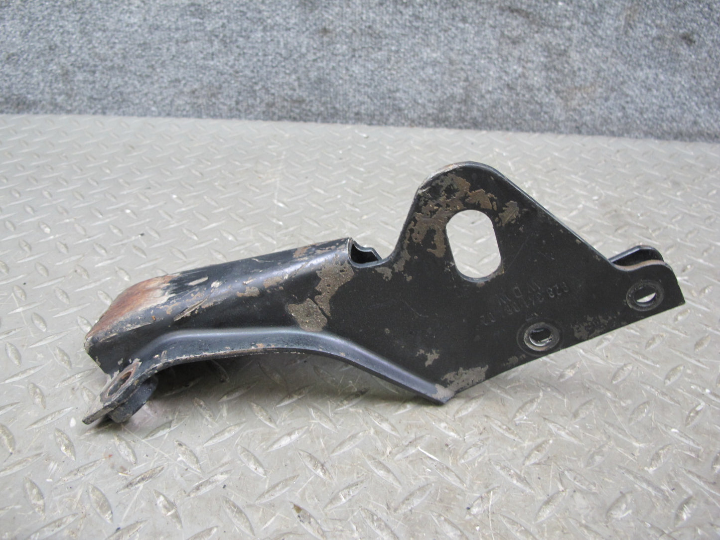 1984-1989 Porsche 928 Front Left & Right Lower Control Arm Bracket Set of 2