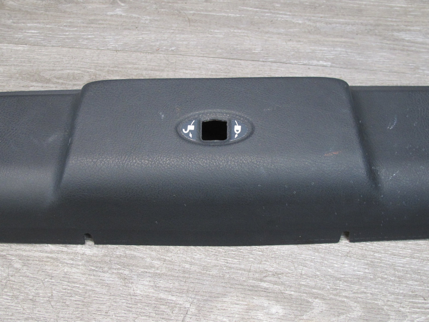 01-06 BMW E46 3-SERIES Convertible Folding Soft TOP Roof Lock Latch Cover OEM
