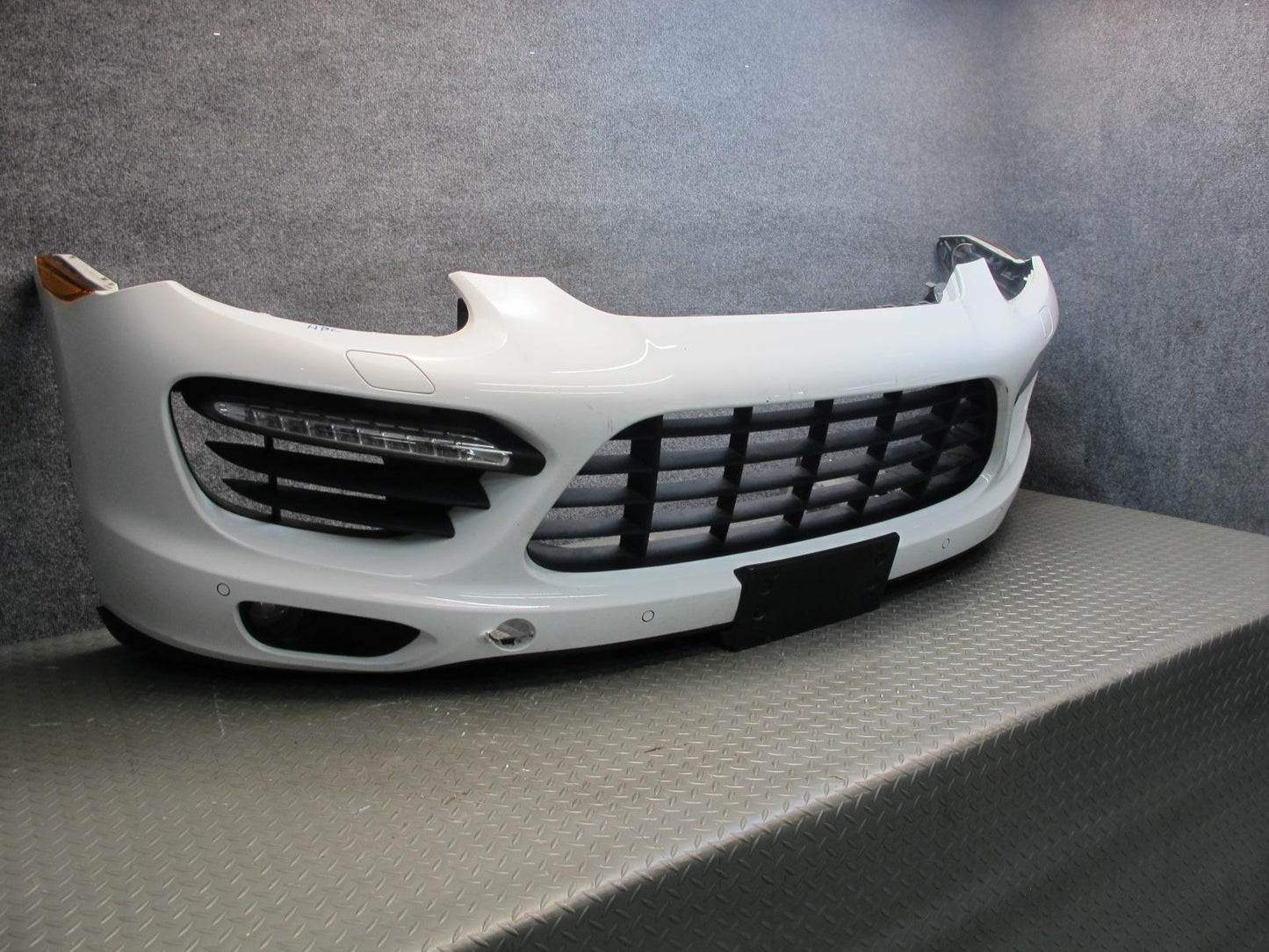 2011-2014 Porsche Cayenne 958 Turbo Front Bumper Cover w Grille & Fog Lights