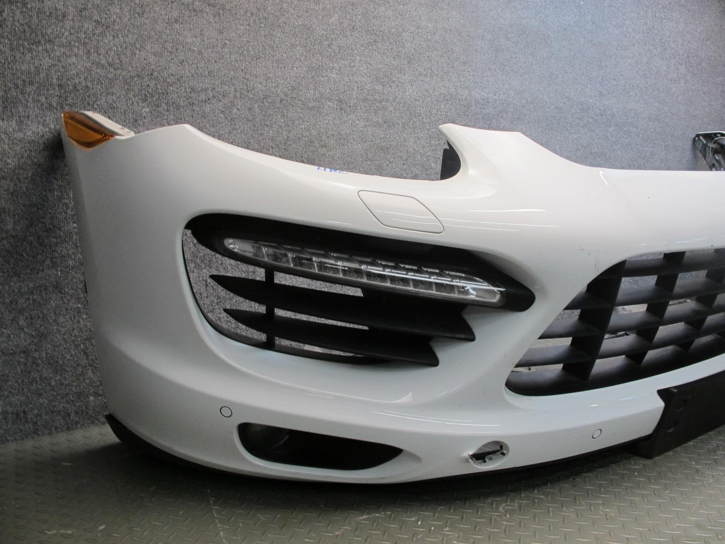 2011-2014 Porsche Cayenne 958 Turbo Front Bumper Cover w Grille & Fog Lights