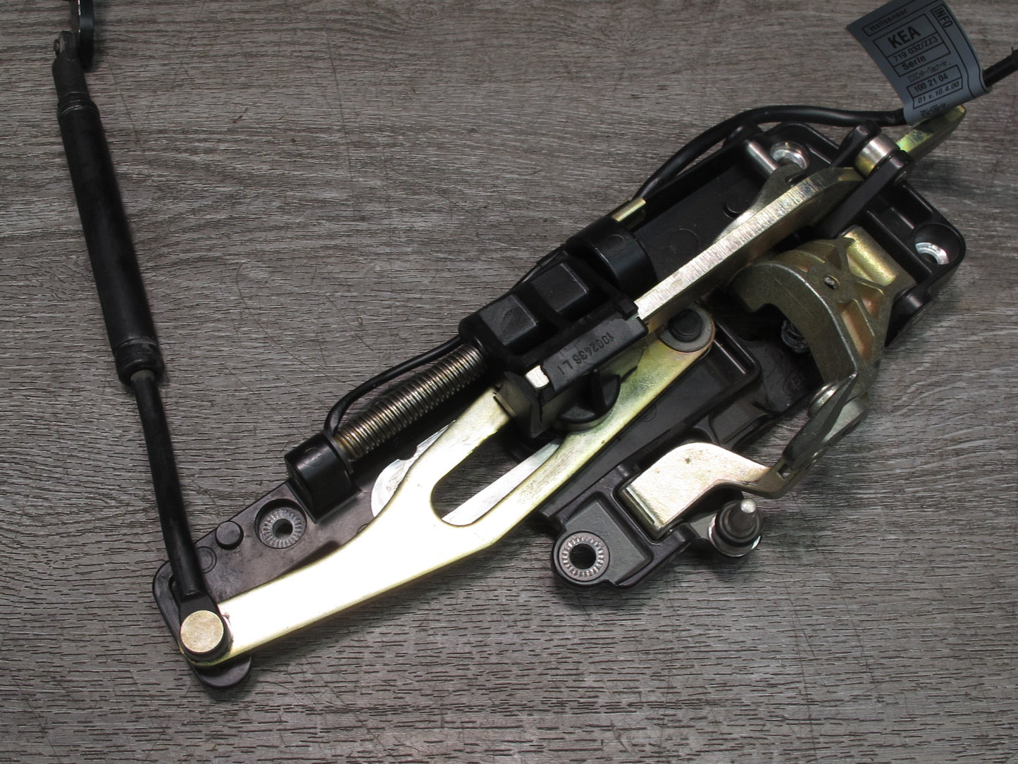 01-06 BMW E46 Convertible Set of 2 Soft TOP Roof Left & Right Lock Latch OEM