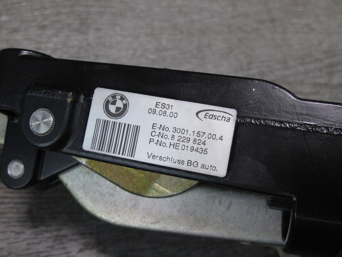 01-06 BMW E46 Convertible Set of 2 Soft TOP Roof Left & Right Lock Latch OEM