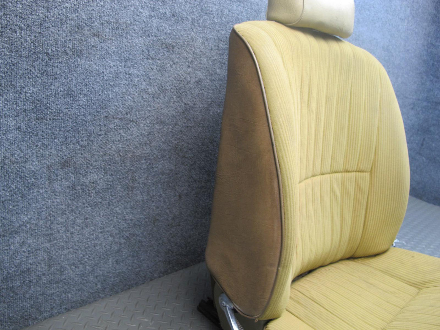 75-82 Triumph TR7 Front Right Beige Cloth Seat OEM