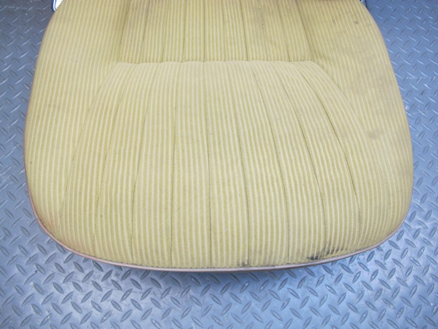 75-82 Triumph TR7 Front Right Beige Cloth Seat OEM