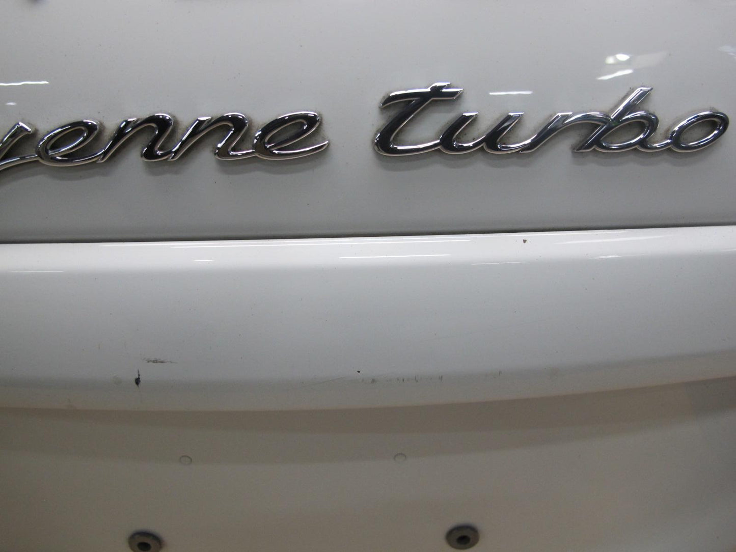 2011-2014 Porsche Cayenne 958 Rear Trunk Lid Tailgate Liftgate Shell w Glass