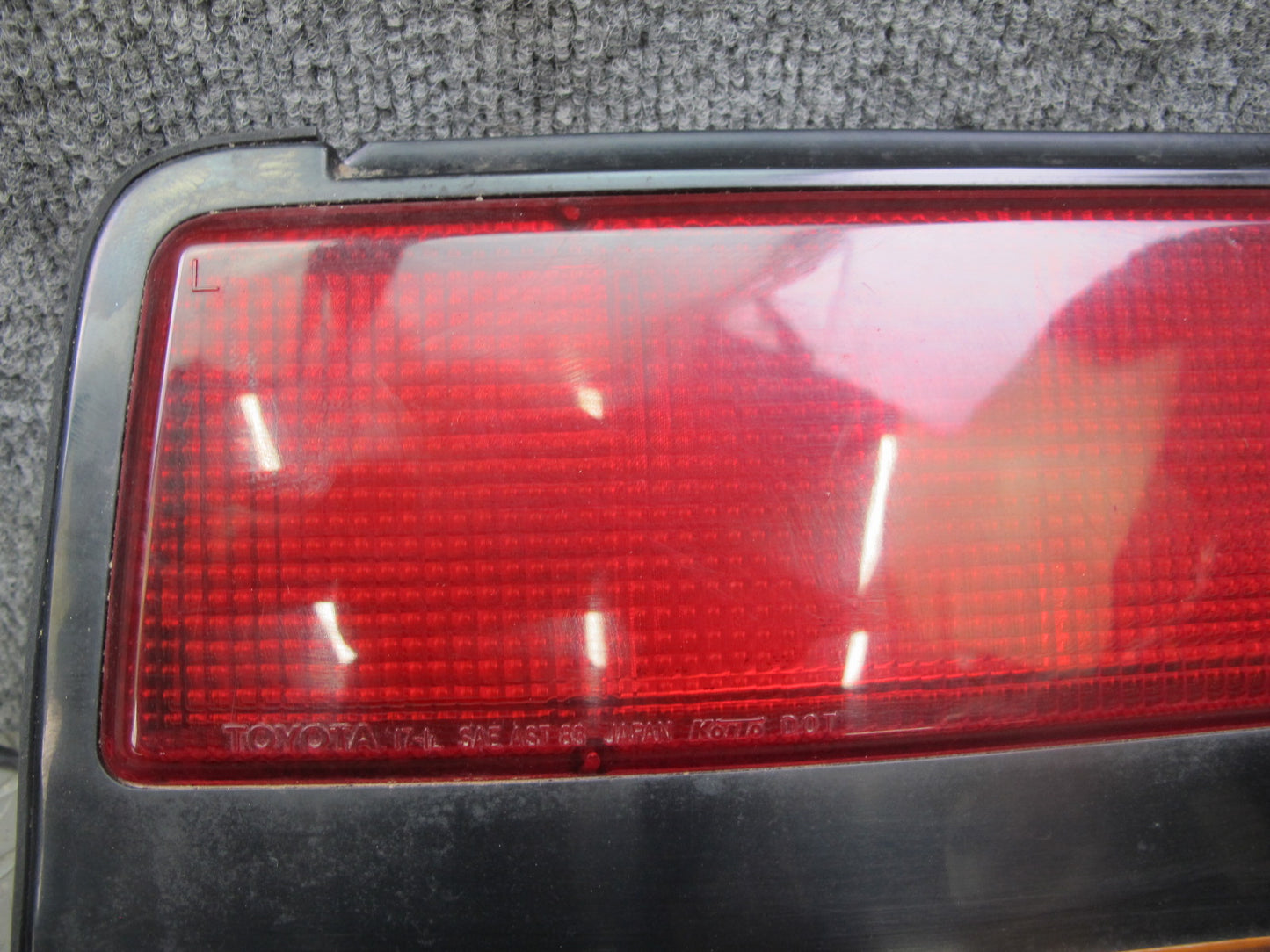 85-86 Toyota MR2 Rear Taillight Lamp Side Marker Light License Plate Set OEM