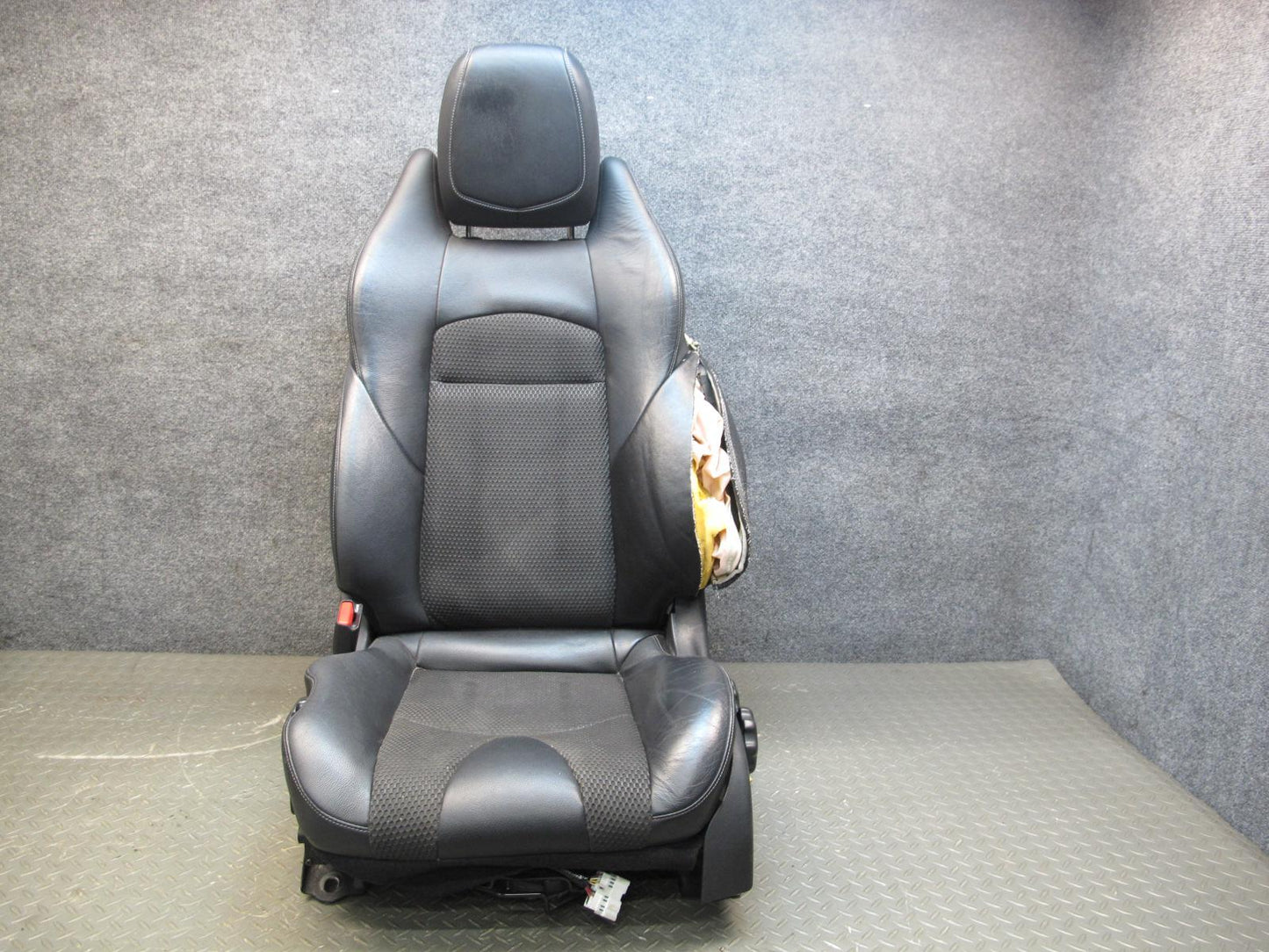 10-19 Nissan Z34 370Z Convertible Set of 2 Left & Right Leather Seat Black OEM