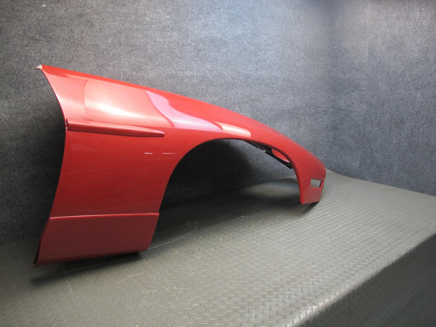 1987-1995 Porsche 928 S4 Front Right Fender Shell Panel Cover