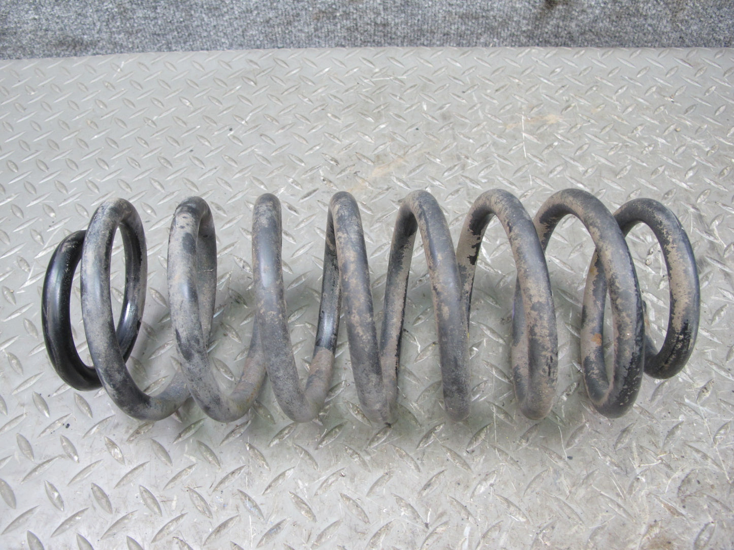 84-89 Nissan Z31 300ZX Turbo 2+0 Set of 2 Rear Left & Right Coil Spring OEM