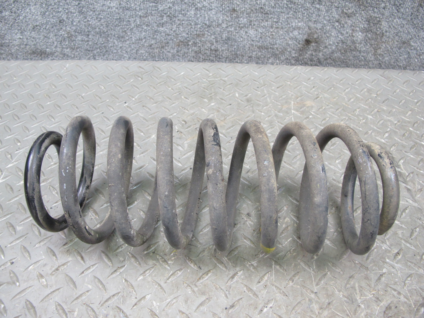 84-89 Nissan Z31 300ZX Turbo 2+0 Set of 2 Rear Left & Right Coil Spring OEM