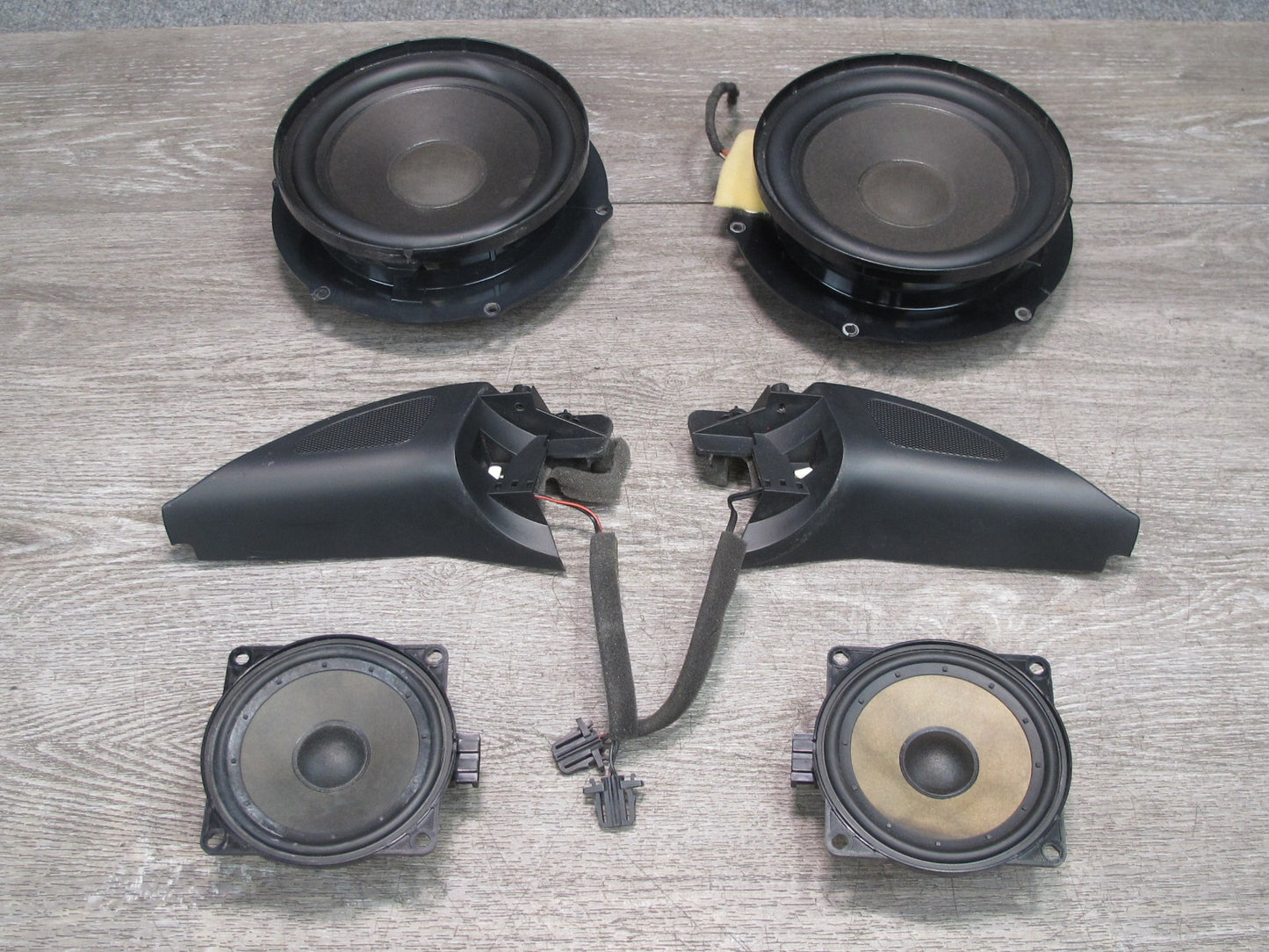 06-09 VW R32 GTI Rabbit 2-DR Set of 6 Monsoon Audio Speaker Tweeter Woofer OEM