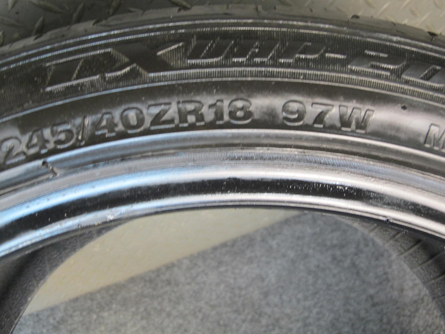 Set of 2 Lexani LXUHP-207 A/S Tire 245/40 ZR18 97W 3224 10/32 Tread