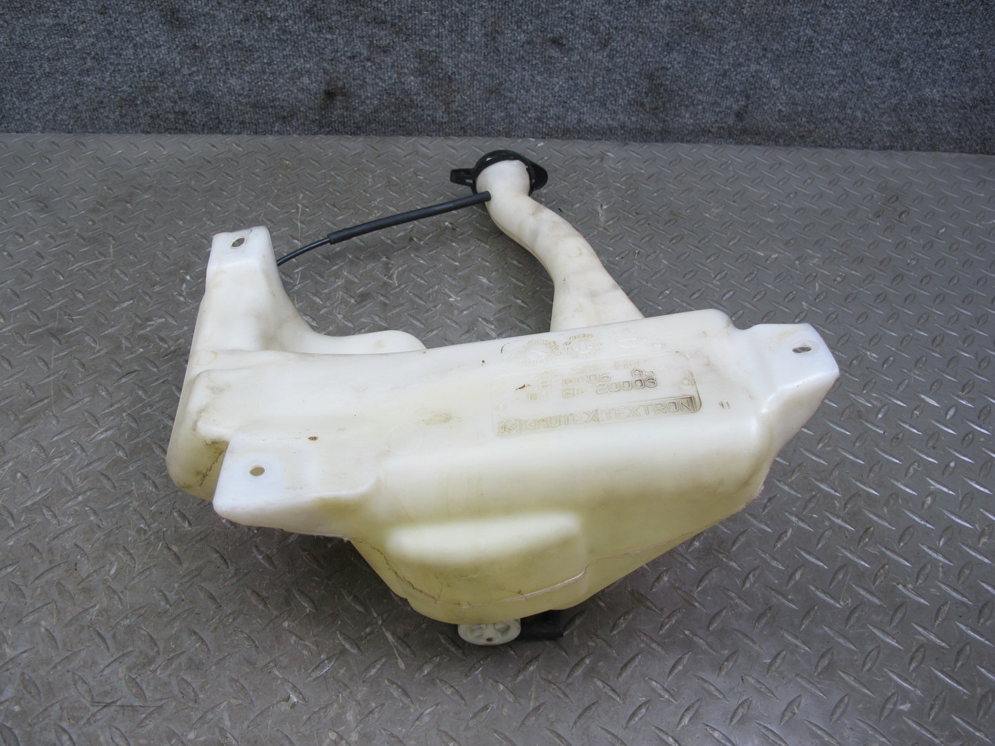 06-09 Pontiac Solstice Windshield Washer Fluid Reservoir Tank w Pump OEM