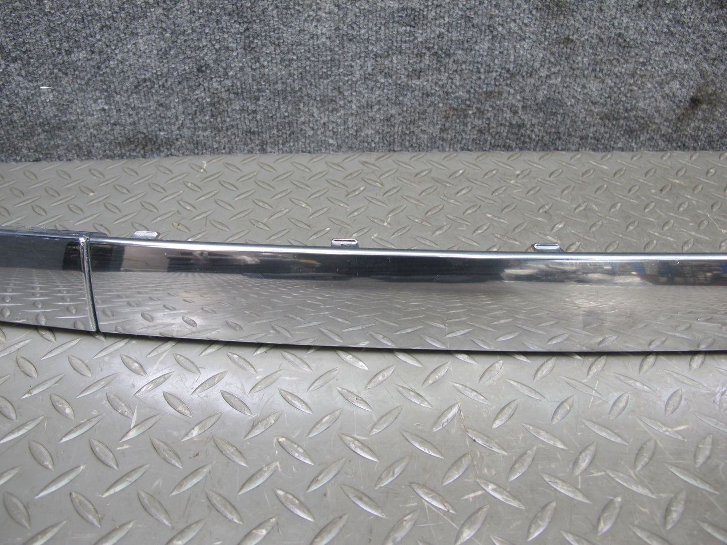 12-15 Mercedes W166 Ml-class Rear Bumper Cover Chrome Trim Molding OEM