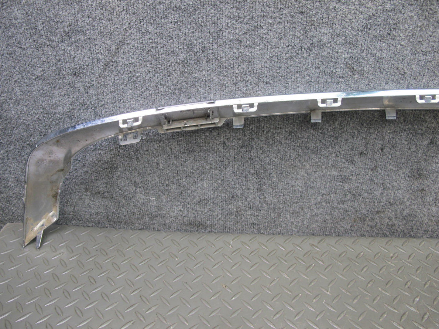 12-15 Mercedes W166 Ml-class Rear Bumper Cover Chrome Trim Molding OEM