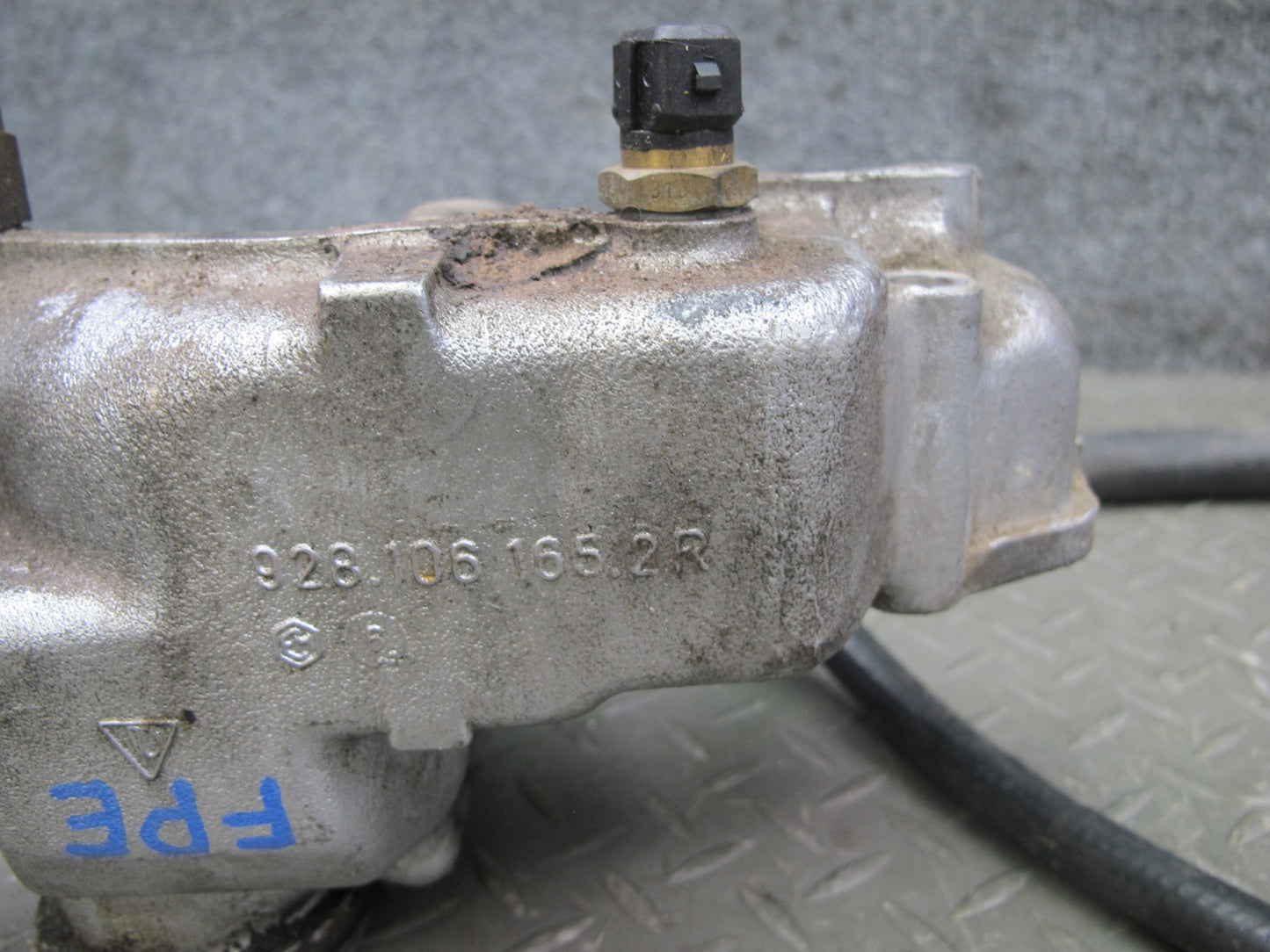 1987-1991 Porsche 928 S4 5.0L V8 Engine Coolant Thermostat Housing Assembly