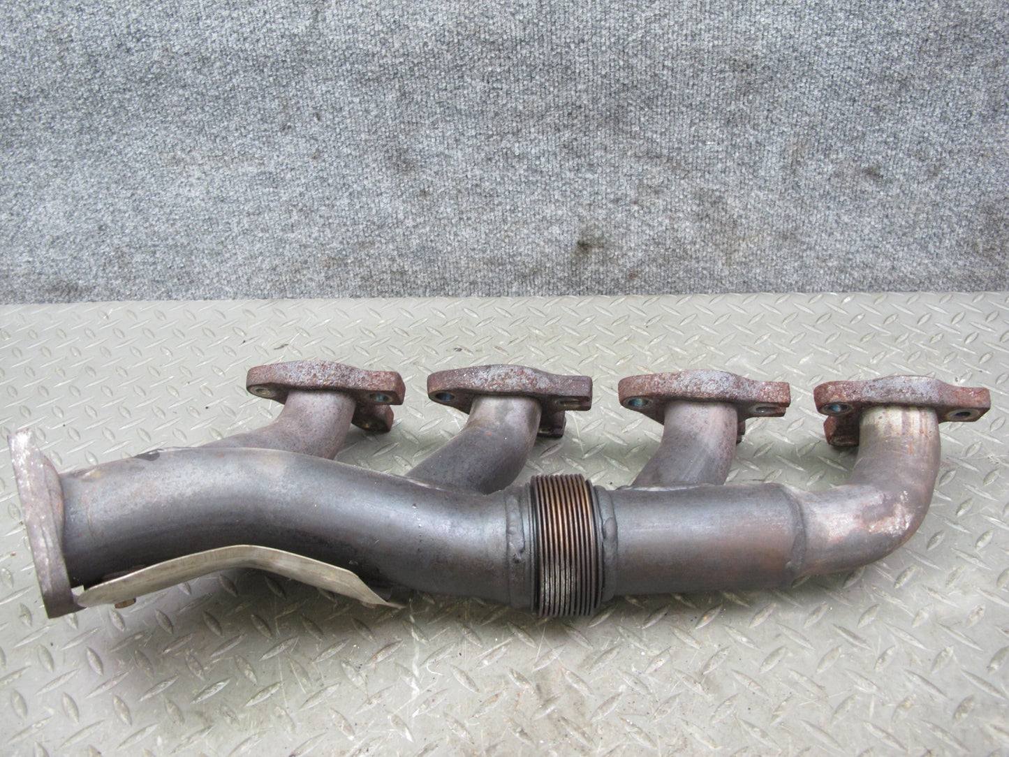 1987-1991 Porsche 928 S 5.0L Engine Left & Right Exhaust Manifold Set of 2