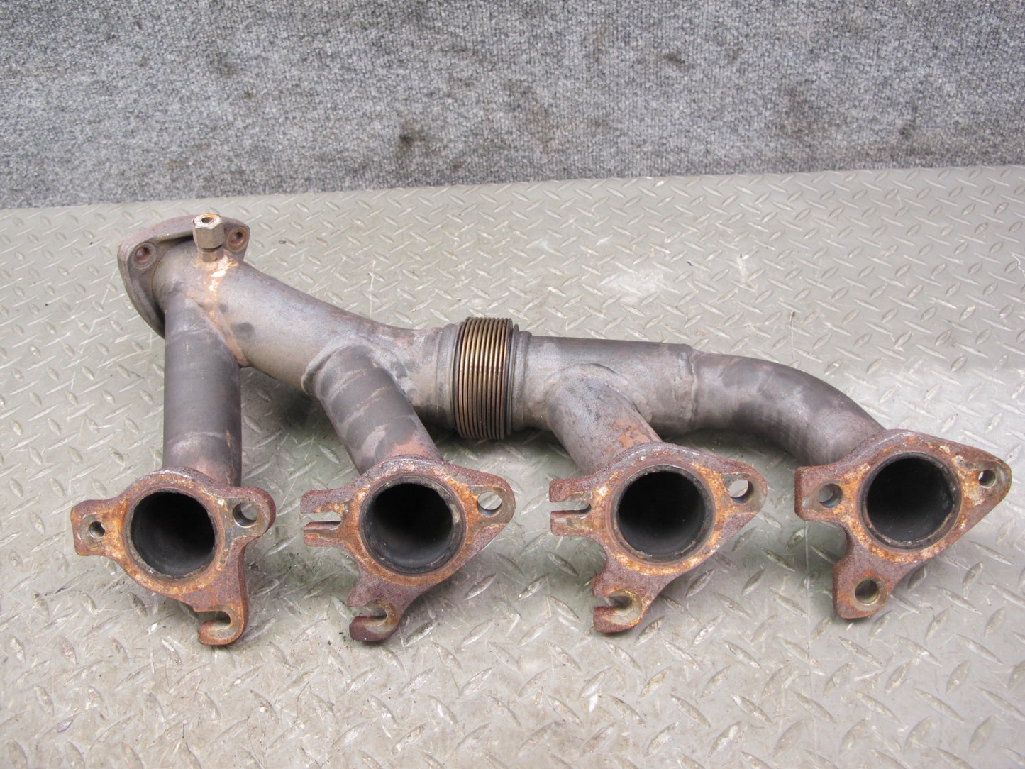 1987-1991 Porsche 928 S 5.0L Engine Left & Right Exhaust Manifold Set of 2