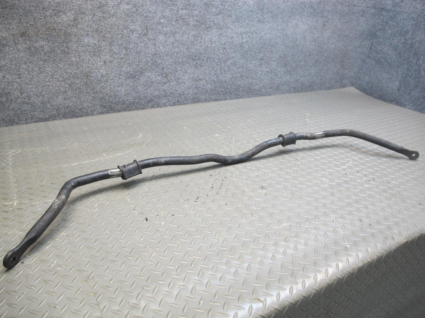 92-93 Mitsubishi 3000GT AWD Turbo Front Anti Roll Stabilizer Sway Bar OEM