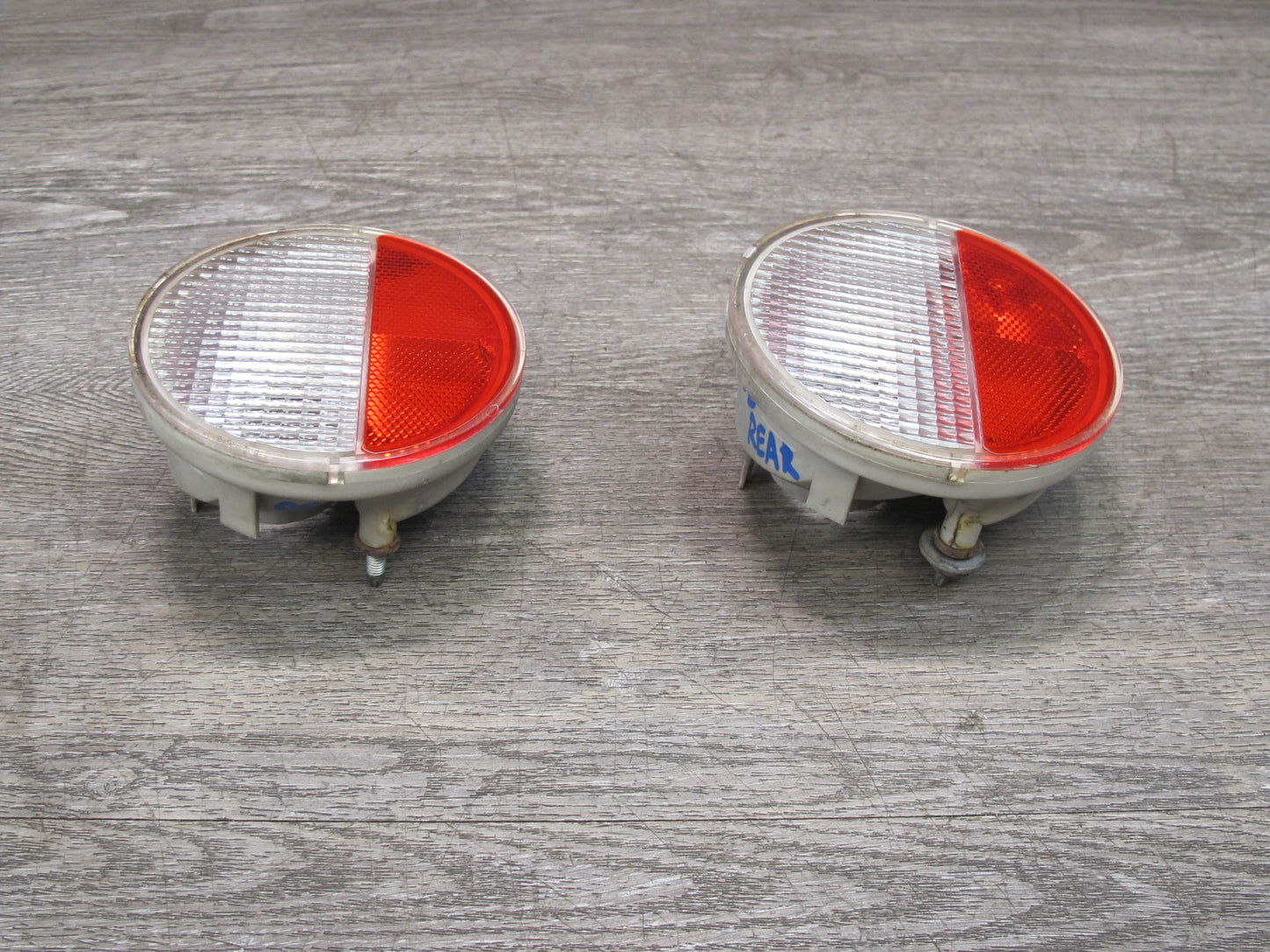 06-09 Pontiac Solstice Set of 2 Rear Left & Right Reverse Light Lamp OEM