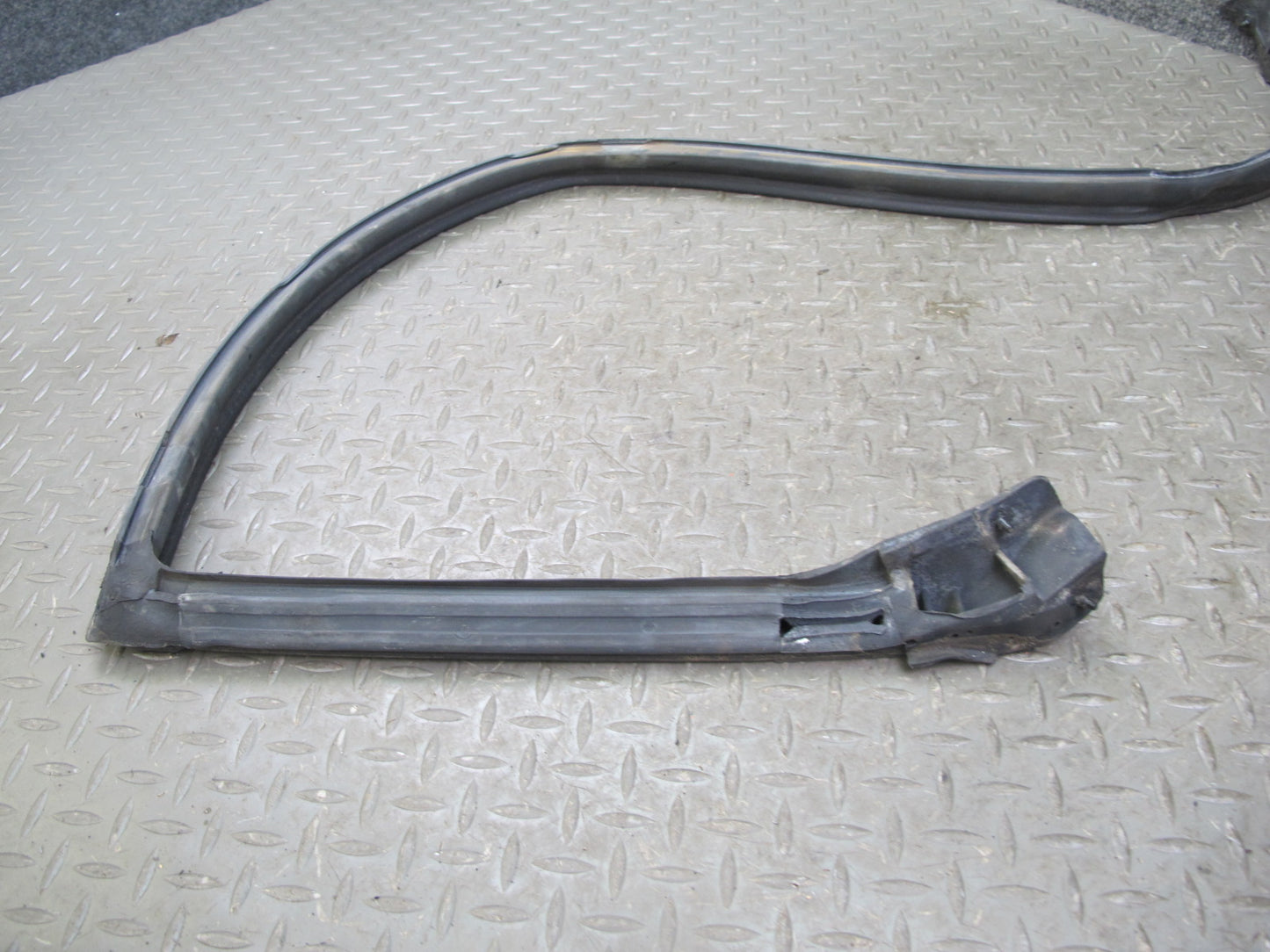 85-89 Toyota MR2 Left & Right Door Hood Trunk Weatherstrip Rubber Seal Set OEM