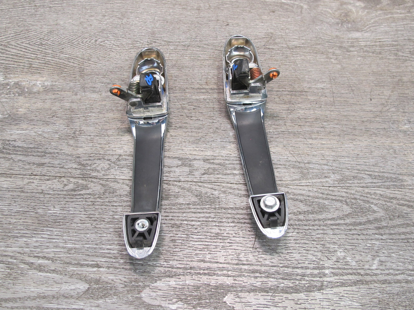 06-09 Pontiac Solstice Set of 2 Left & Right Door Exterior Handle Chrome OEM