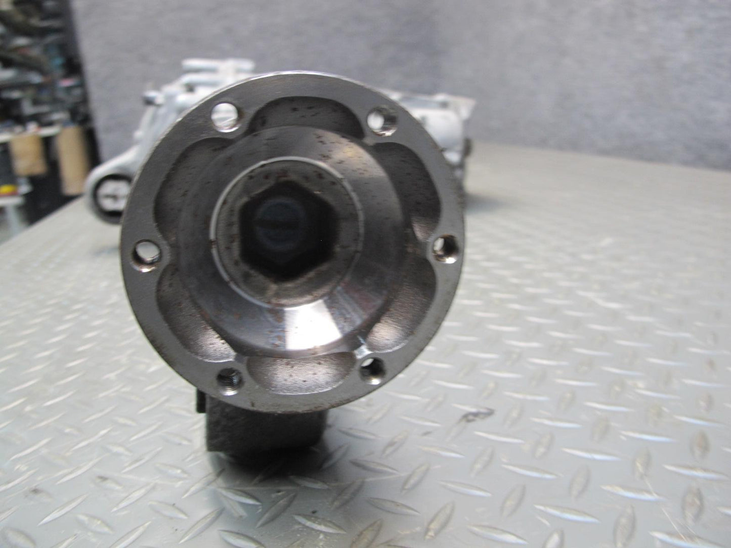 2011-2014 Porsche Cayenne 958 4.8L Turbo AWD AGT Front Differential Carrier 91k